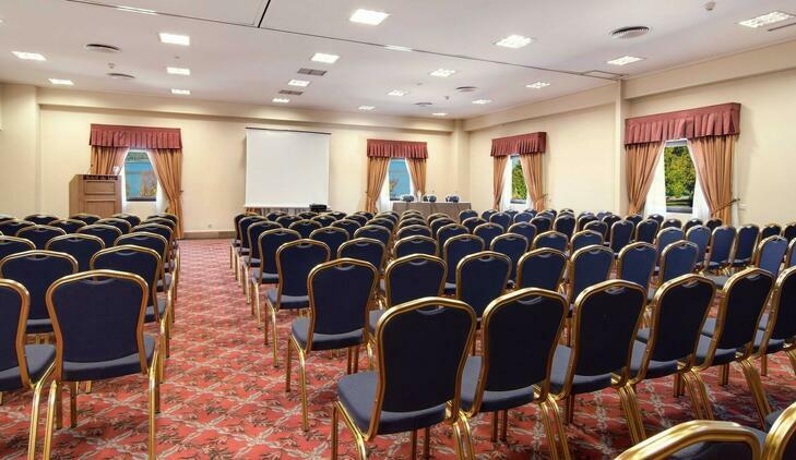 12_Du_Lac_577_3_sm_result-white